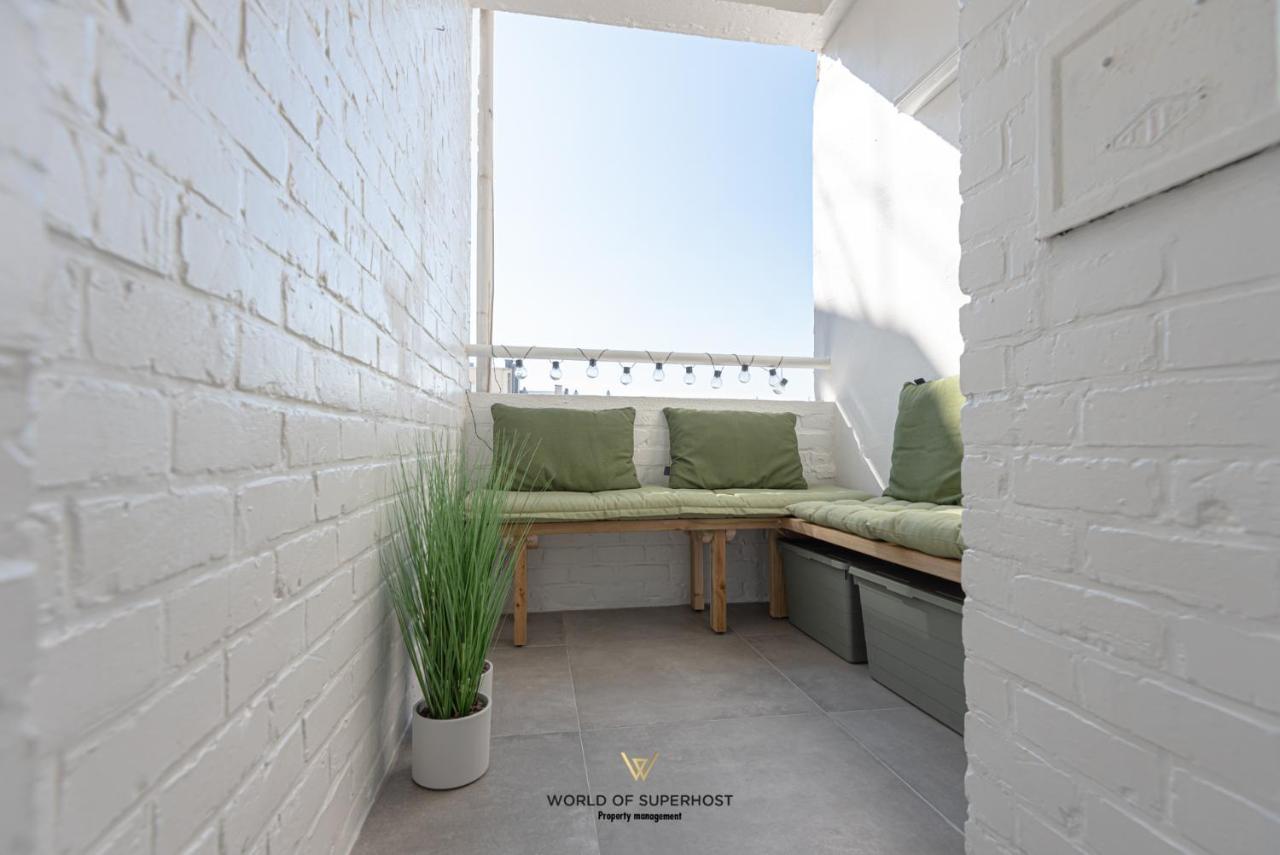 Luxurious Apartment Next To The Sea And City Centre With Free Parking Space Ostend Exterior photo